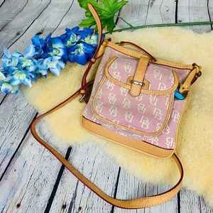 Dooney & Bourke 🦆| Letter Carrier crossbody bag